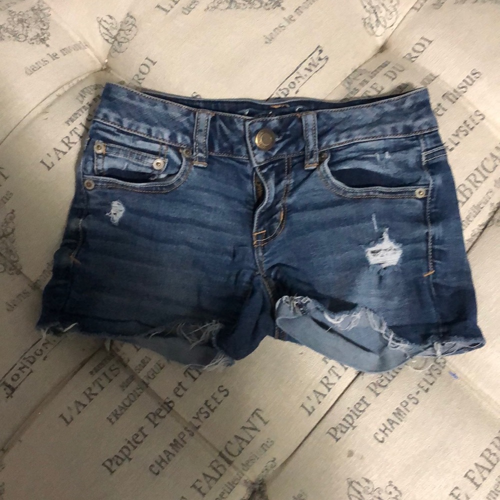 American Eagle distressed cut off shorts size 00